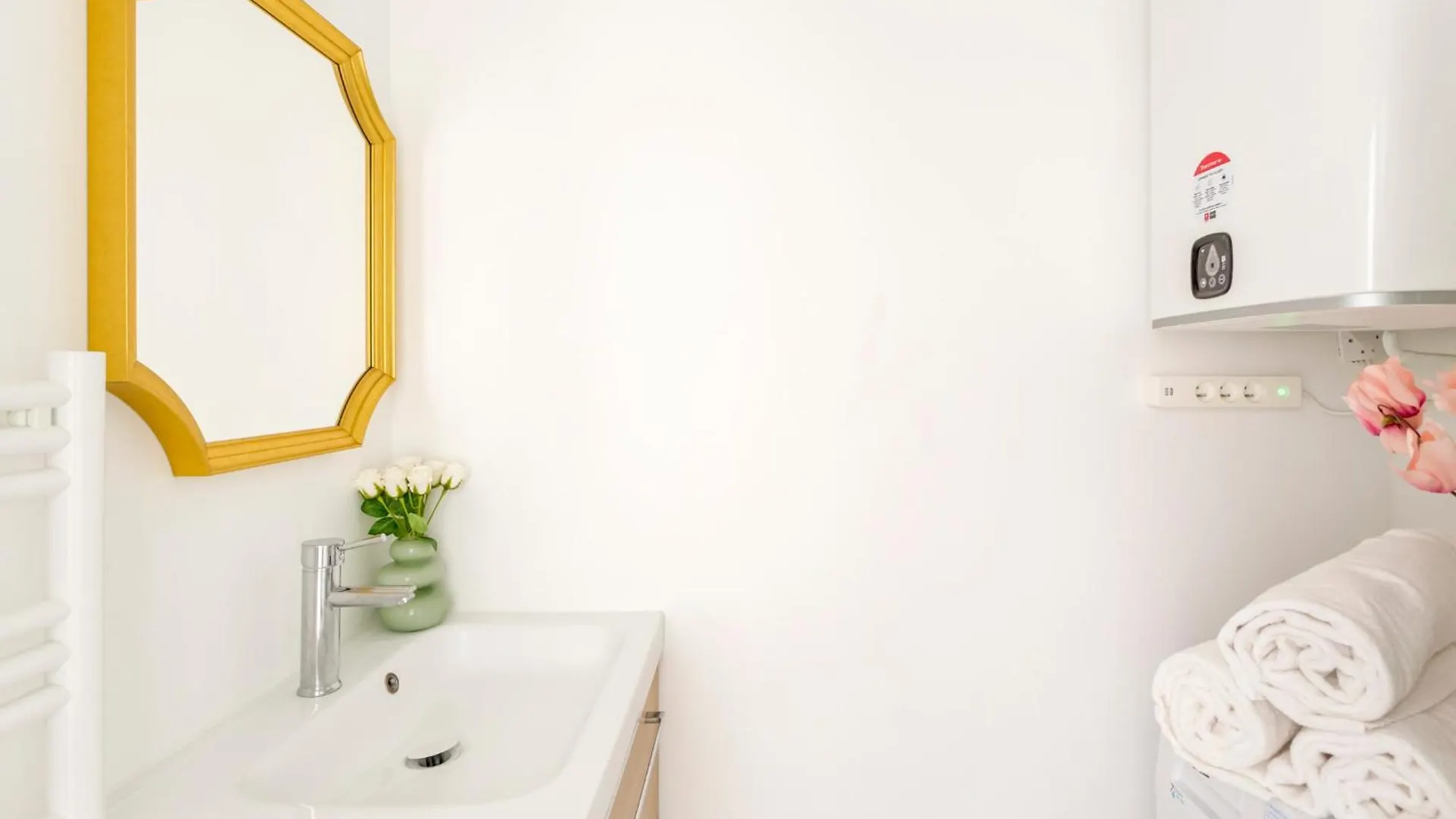 Cozy Apartment - Louvre - Sentier I Paris 0*,